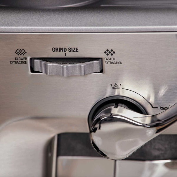 Breville Barista Express Impress - Assisted Manual Espresso Machine & Grinder